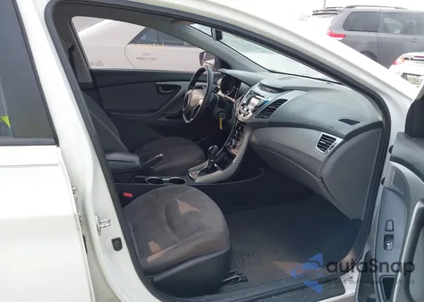 2014 Hyundai Elantra Se z USA, uszkodzony, nr VIN 5NPDH4AE2EH469922